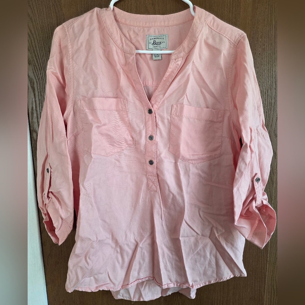 G.H. Bass & Co. Light Salmon Button Down Shirt